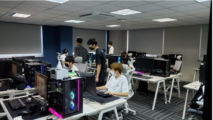 Gen.G takes formal esports education online, for a price